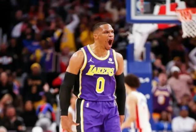 湖人爵士交易的赢家与输家 韦少很快要拿底薪了？