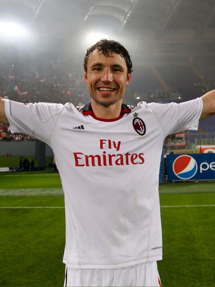 米兰老照片回顾范博梅尔红黑岁月|AC米兰|ac米兰_新浪新闻